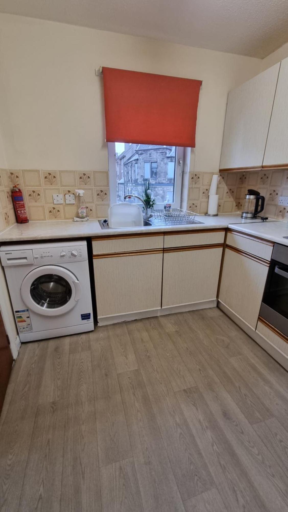 Faodail, 1 Bed Studio Apartment At Ravenscraig Castle And Park カーコーディ エクステリア 写真